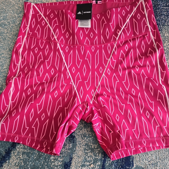 Adidas x Ivy Park Monogram Pink Cycling Shorts - Picture 2 of 5